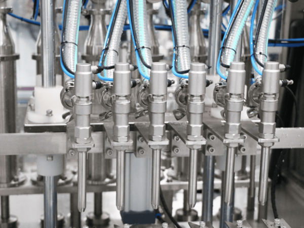Fully Automatic 6-heads 500ml Daily Chemical Product Laundry Detergent 2500-3000/BPH Plastic Bottle Linear Filling Machine - Image 4
