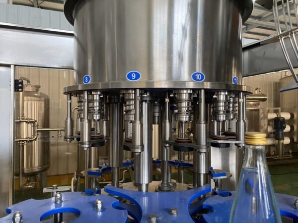 RCGF14-12-5 3500BPH 300-1000ml Small Juice Filling Machine - Image 3