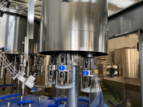 RCGF14-12-5 3500BPH 300-1000ml Small Juice Filling Machine - Image 4