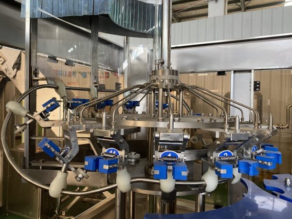 RCGF14-12-5 3500BPH 300-1000ml Small Juice Filling Machine - Image 2